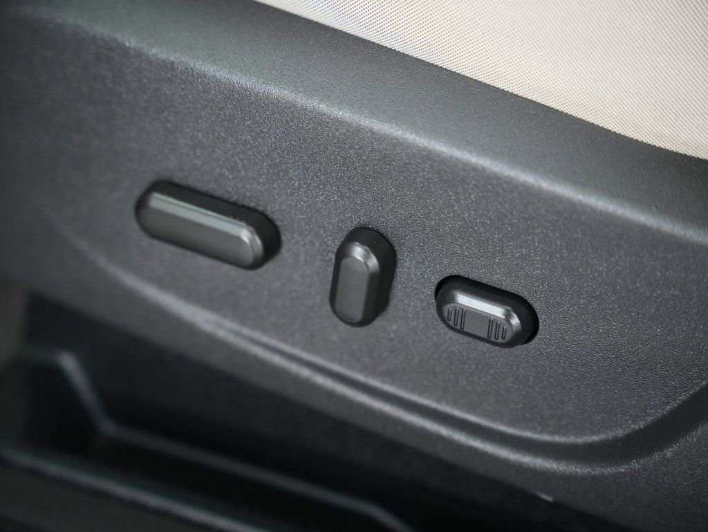 Used 2018 Ford Escape SE image 45