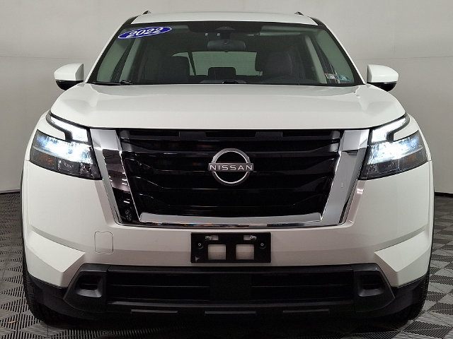 Used 2022 Nissan Pathfinder SV AWD/4WD image 5