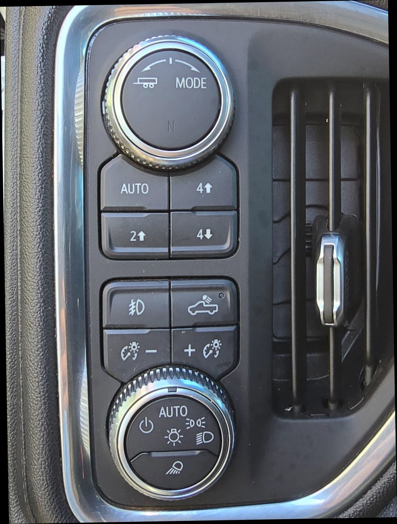 Used 2023 GMC Sierra 2500 Denali w/ Denali Ultimate Package image 21