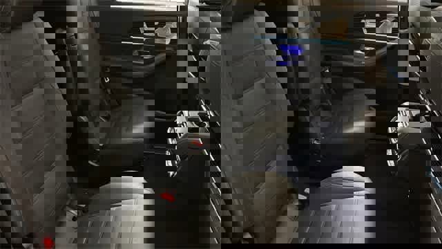 Used 2024 Mercedes-Benz GLS 580 4MATIC image 35