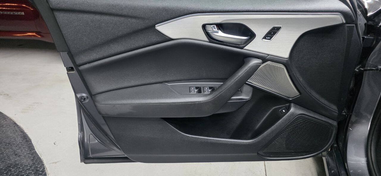 Used 2022 Acura TLX w/ Technology Package FWD image 13