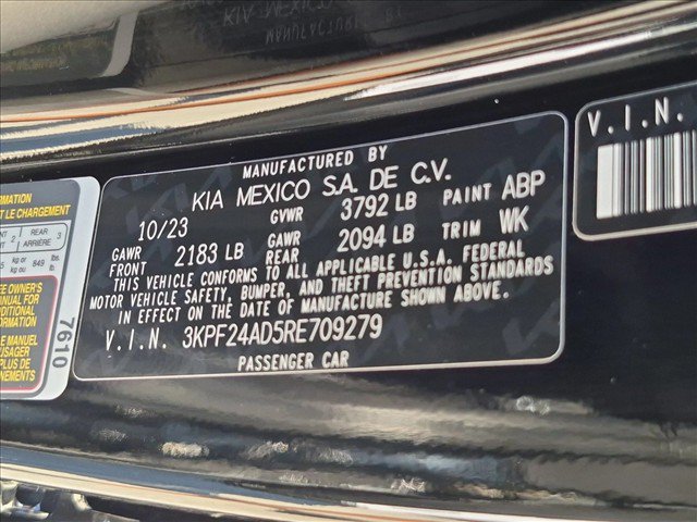 Used 2024 Kia Forte LXS w/ LXS Technology Package FWD image 23