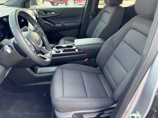 Certified 2026 Chevrolet Equinox LT w/ LPO, Floor Liner Package FWD image 9