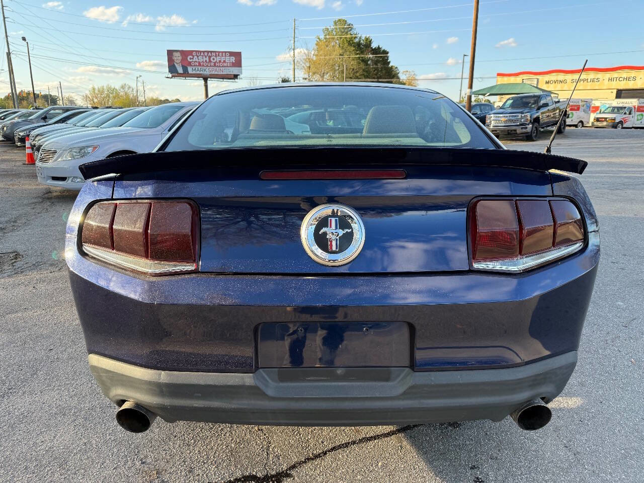 Used 2011 Ford Mustang V6 2dr Fastback image 5