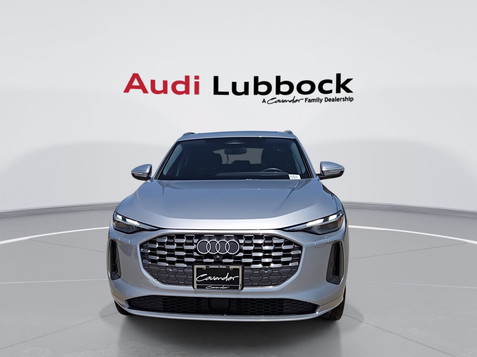 Certified 2025 Audi Q5 Premium w/ Convenience Package AWD/4WD image 3
