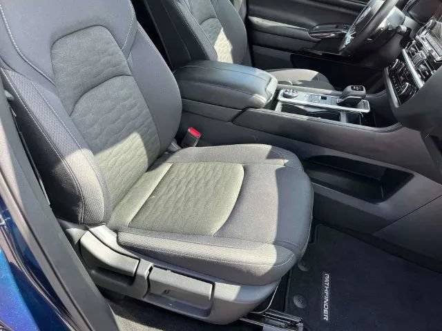 Certified 2025 Nissan Pathfinder SV AWD/4WD image 27