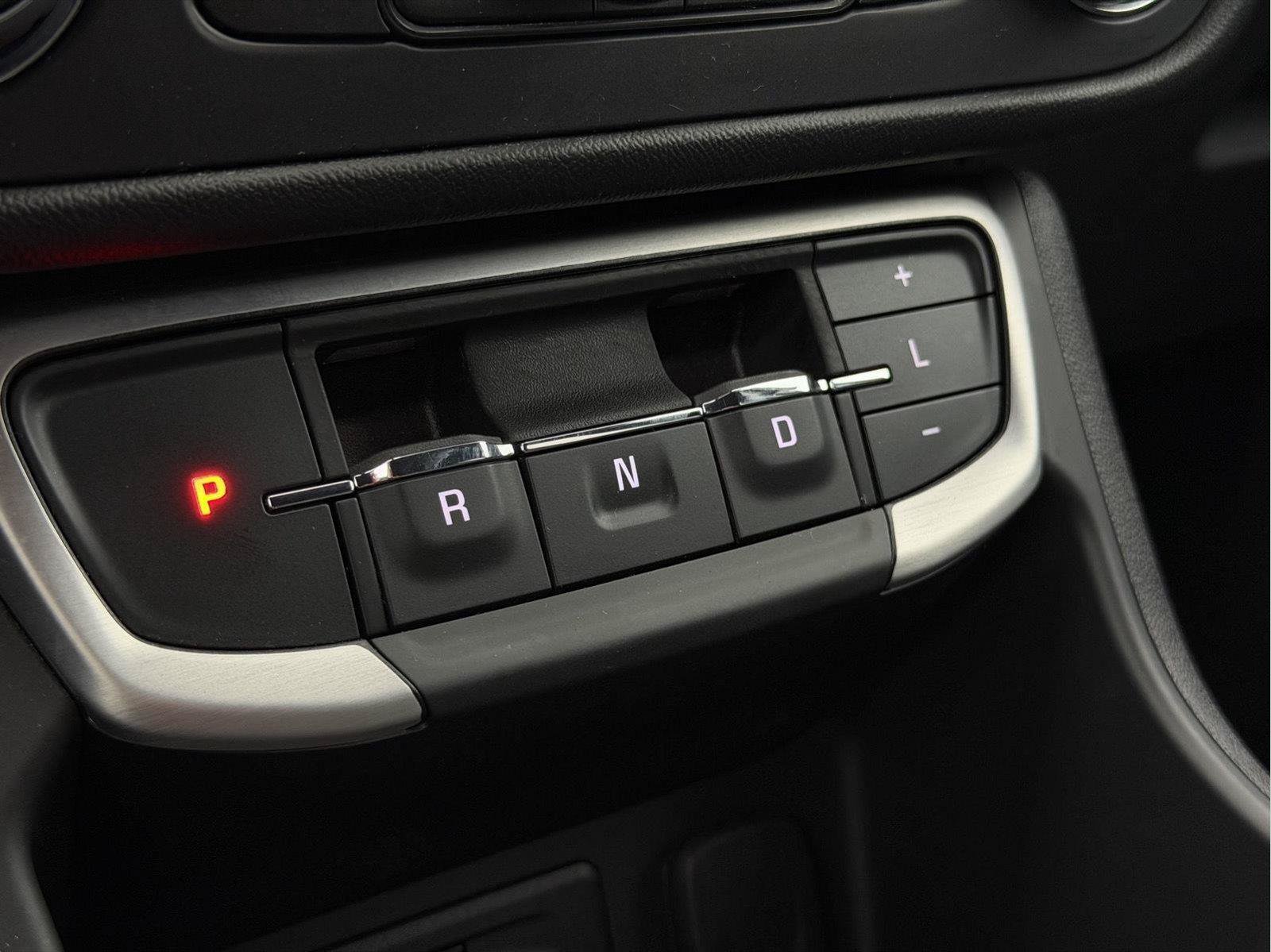 Used 2024 GMC Terrain SLE w/ Driver Convenience Package AWD/4WD image 30