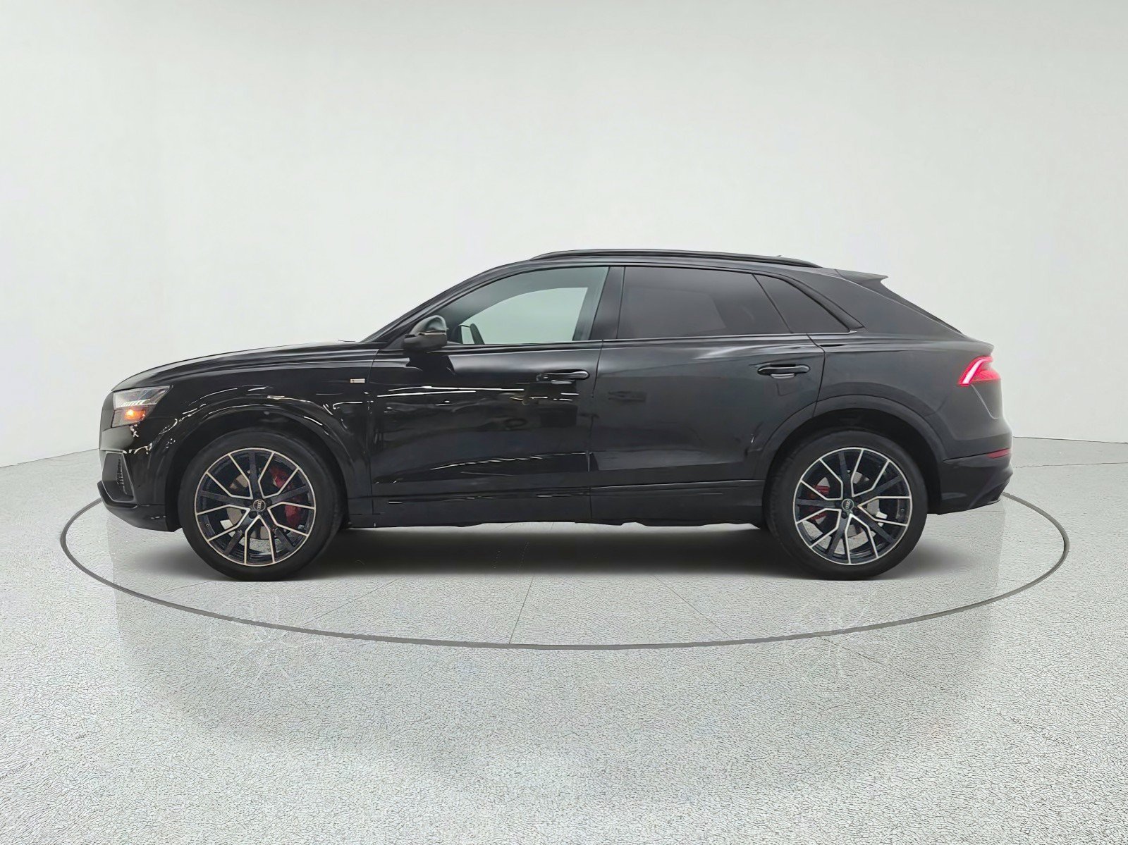 Used 2023 Audi Q8 Premium Plus w/ Premium Plus Package AWD/4WD image 8
