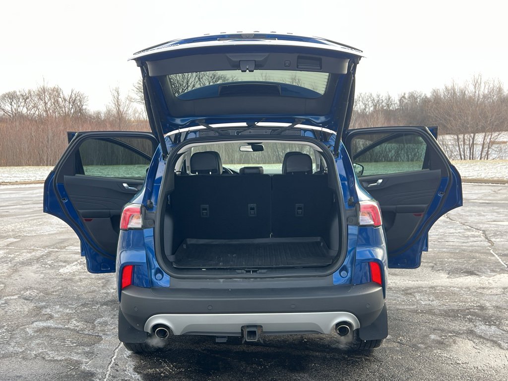 Used 2022 Ford Escape Titanium w/ Class II Trailer Tow Package image 37