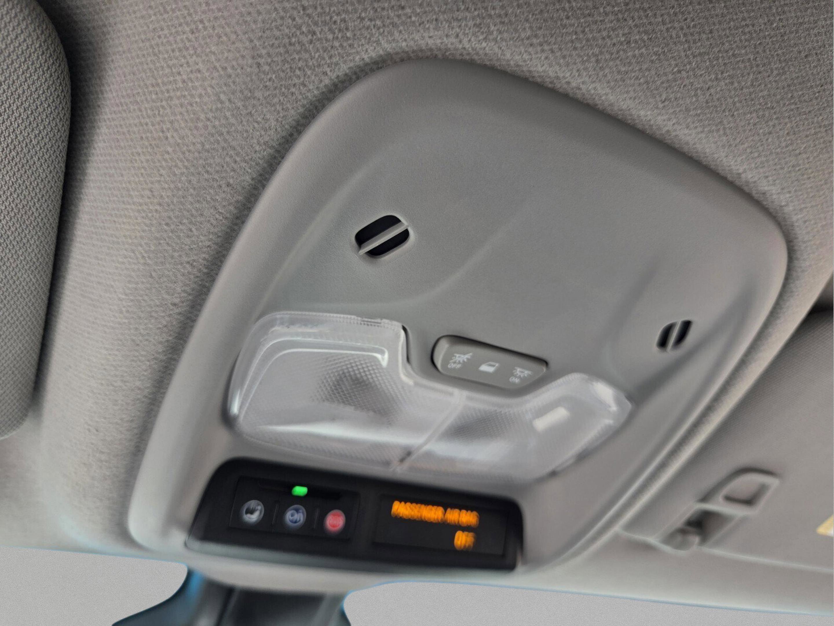 Certified 2023 Chevrolet Bolt LT w/ Infotainment Package FWD image 29