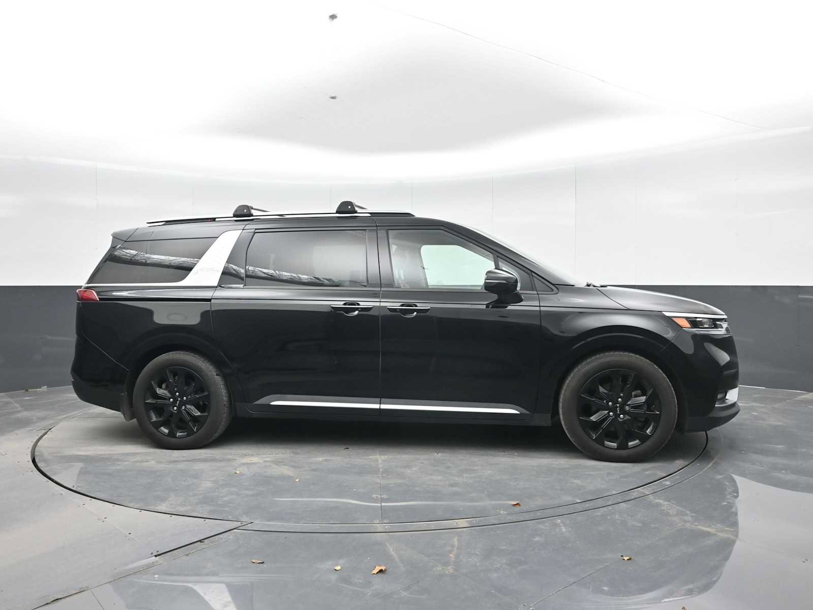 Used 2022 Kia Carnival SX Prestige FWD image 9