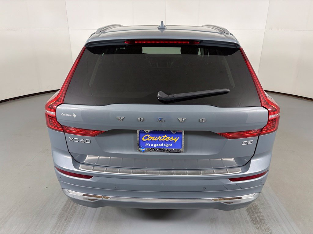 Used 2023 Volvo XC60 B5 Plus w/ Protection Package Premier FWD image 7