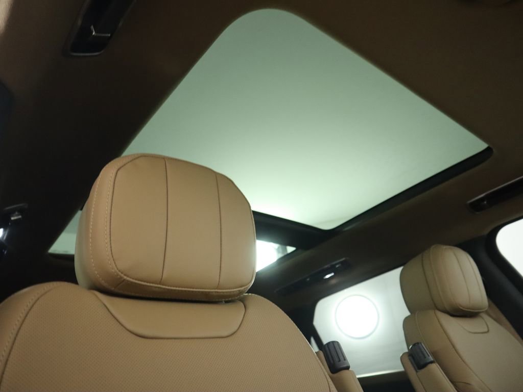 New 2026 Land Rover Range Rover Sport SE image 20