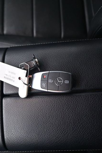 Used 2021 Mercedes-Benz GLE 350 GLE 350 image 9