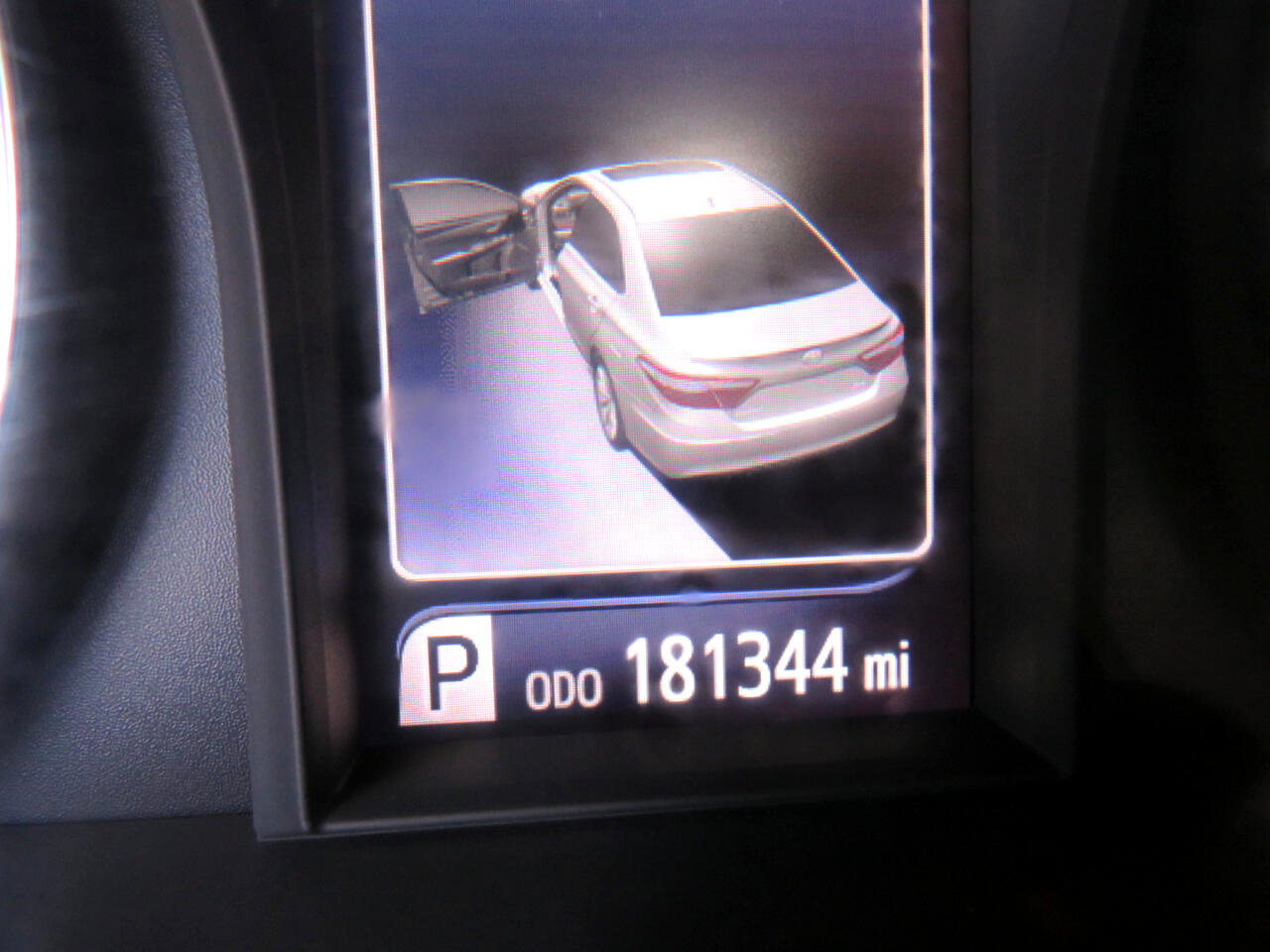 Used 2015 Toyota Camry SE image 10