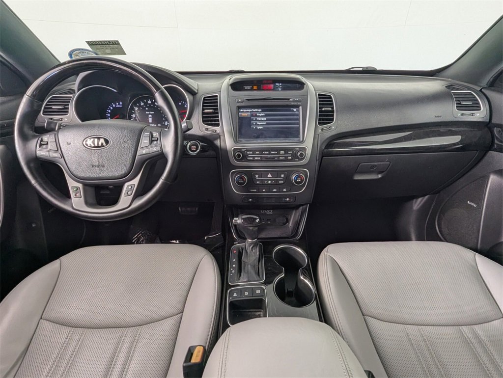 Used 2014 Kia Sorento SX w/ 3rd Row Package image 14