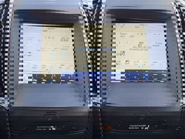 Used 2020 Ford Edge SEL w/ Convenience Package image 16