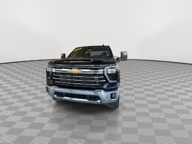 Certified 2024 Chevrolet Silverado 2500 LTZ w/ LTZ Convenience Package AWD/4WD image 5
