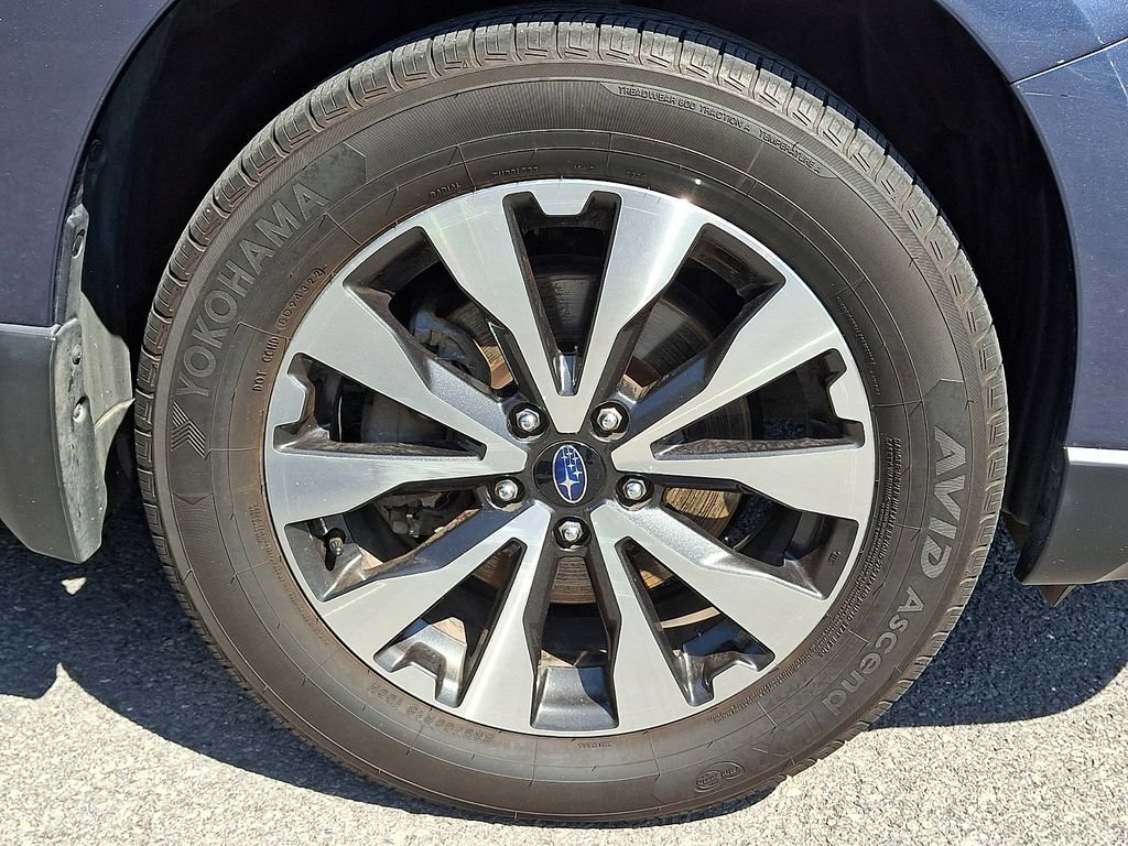Used 2017 Subaru Outback 2.5i Limited AWD/4WD image 11