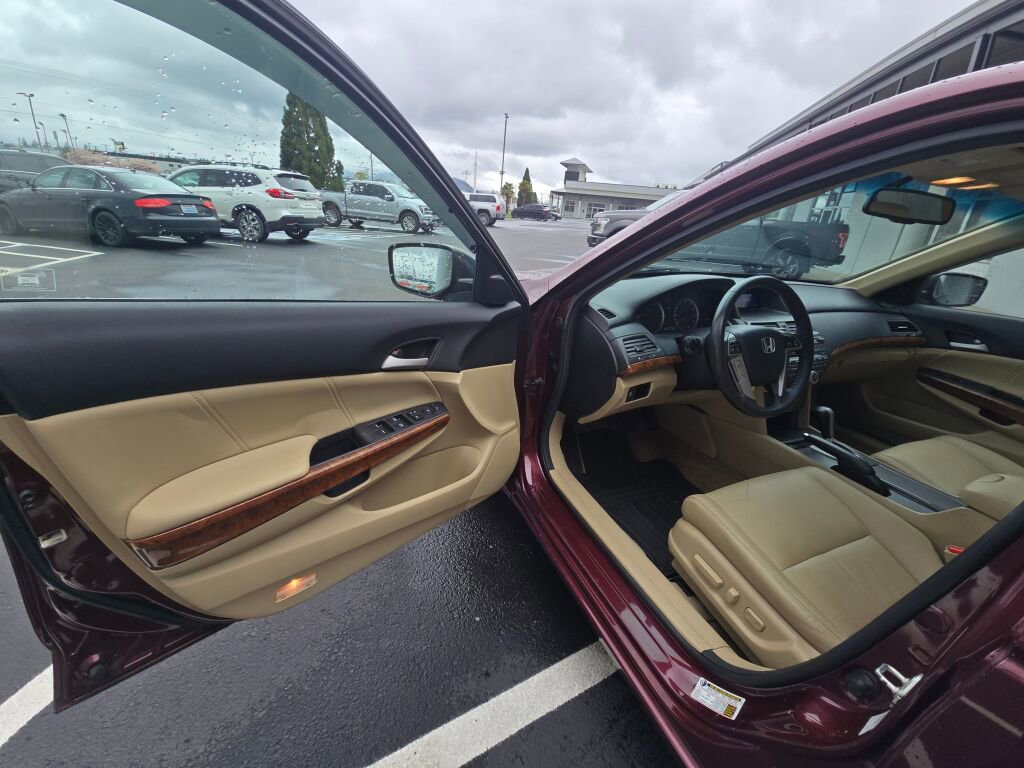 Used 2012 Honda Accord EX-L image 16