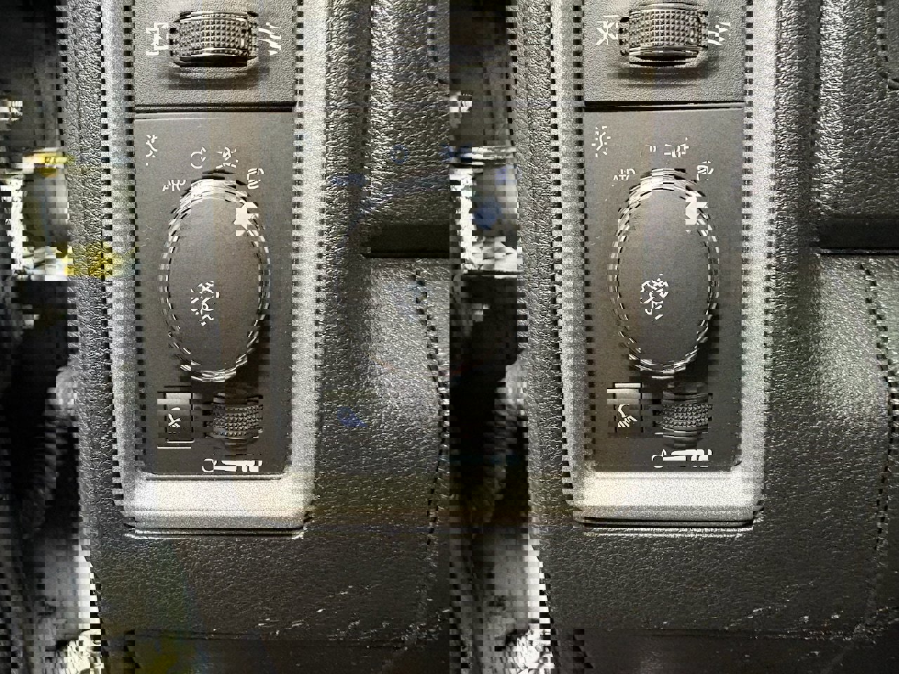 Used 2021 RAM 1500 Express w/ Express Value Package image 14