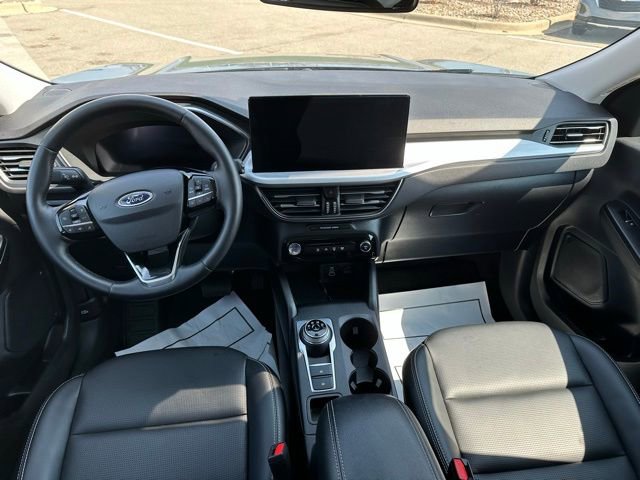 Used 2025 Ford Escape Platinum AWD/4WD image 20