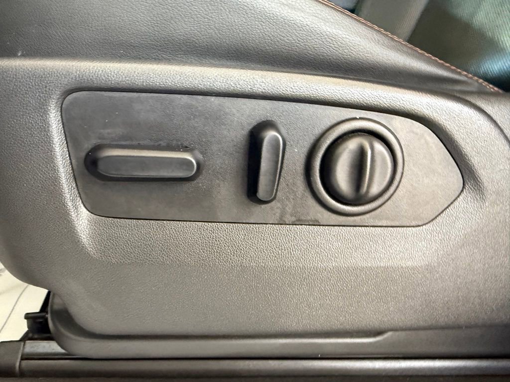 Used 2020 GMC Sierra 1500 AT4 w/ AT4 Premium Package image 48