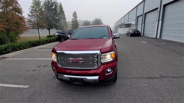Used 2020 GMC Canyon Denali image 3