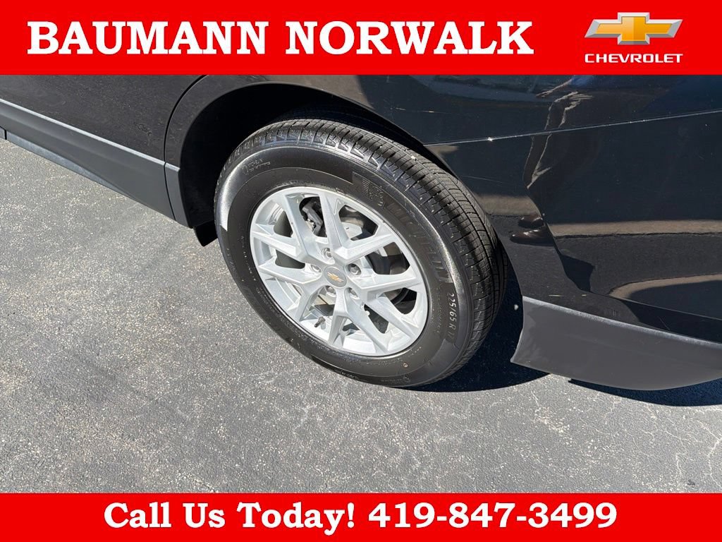 Used 2023 Chevrolet Equinox LT FWD image 11