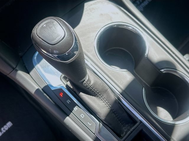 Used 2020 Chevrolet Equinox LT FWD image 17