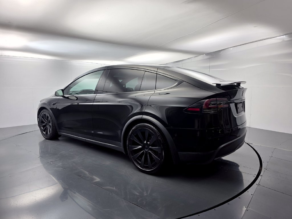 Used 2023 Tesla Model X AWD/4WD image 4