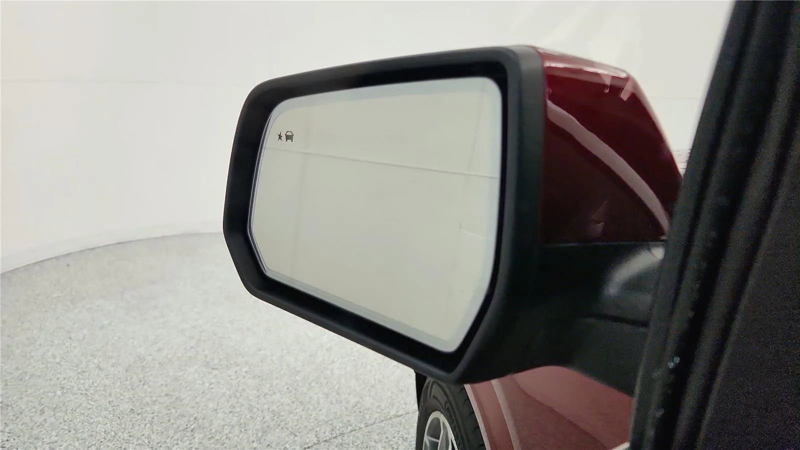 Used 2017 GMC Acadia Denali w/ Technology Package image 25