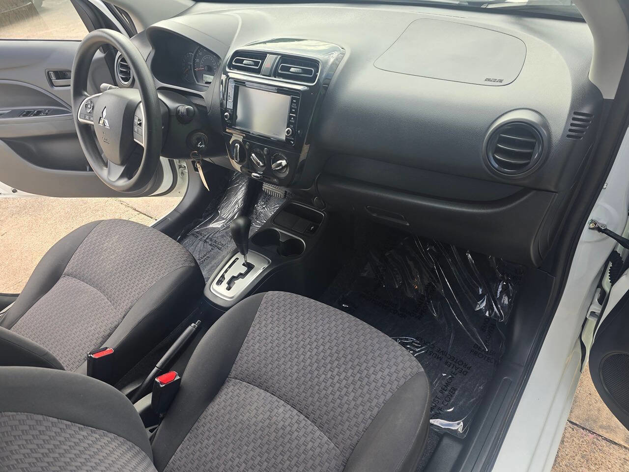 Used 2019 Mitsubishi Mirage ES image 28