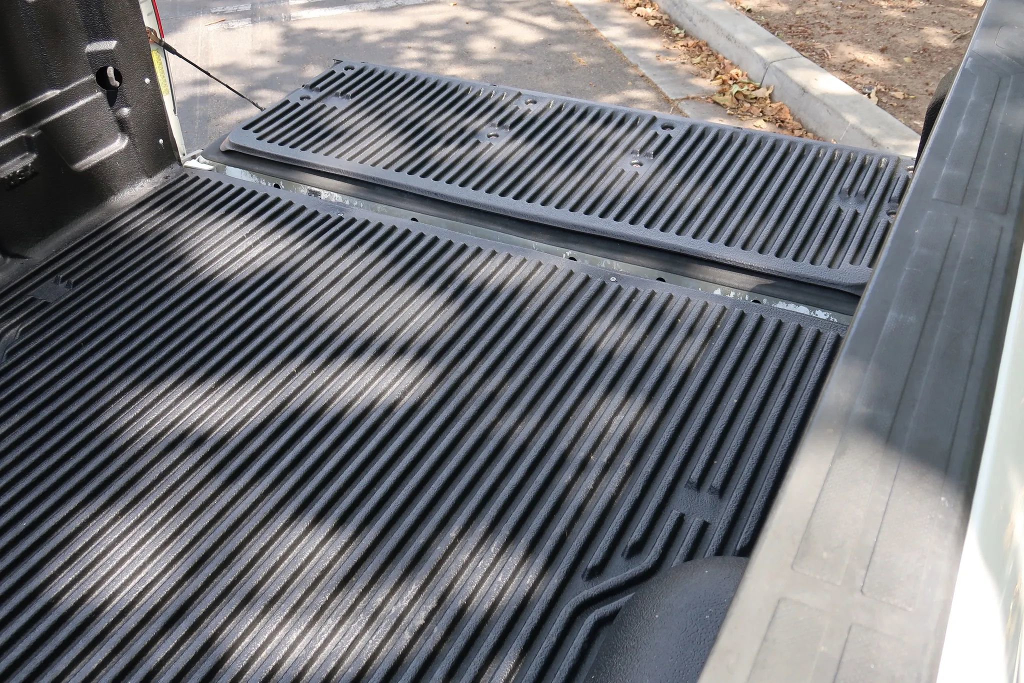 Used 2012 Toyota Tundra 4x4 CrewMax w/ TRD Rock Warrior Pkg image 33