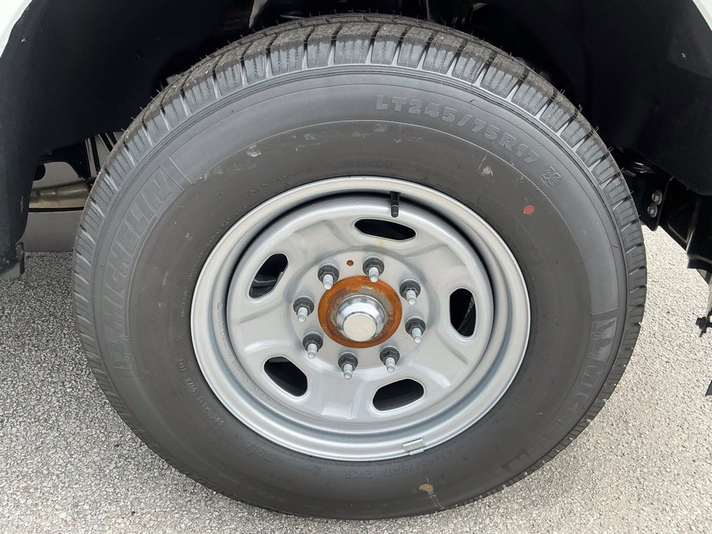 New 2027 Ford F250 XL RWD image 10