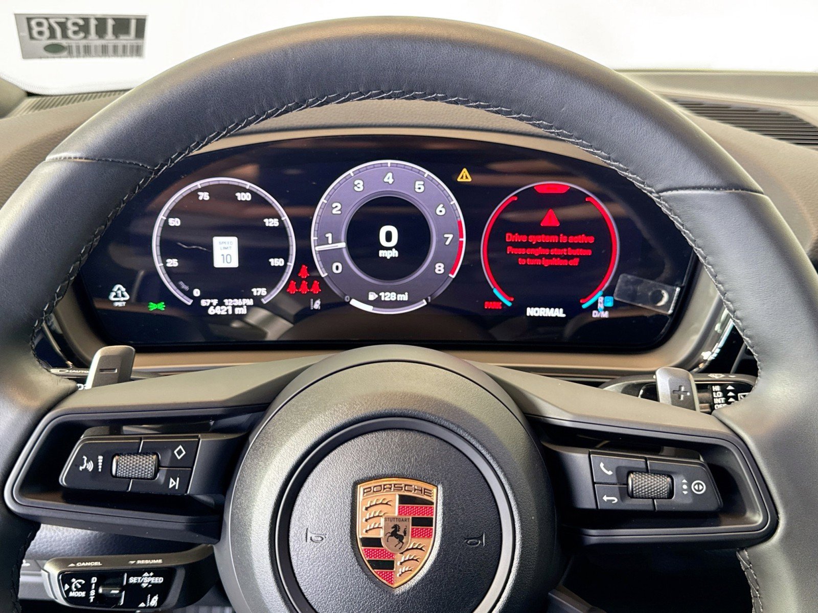 Used 2025 Porsche Cayenne image 14