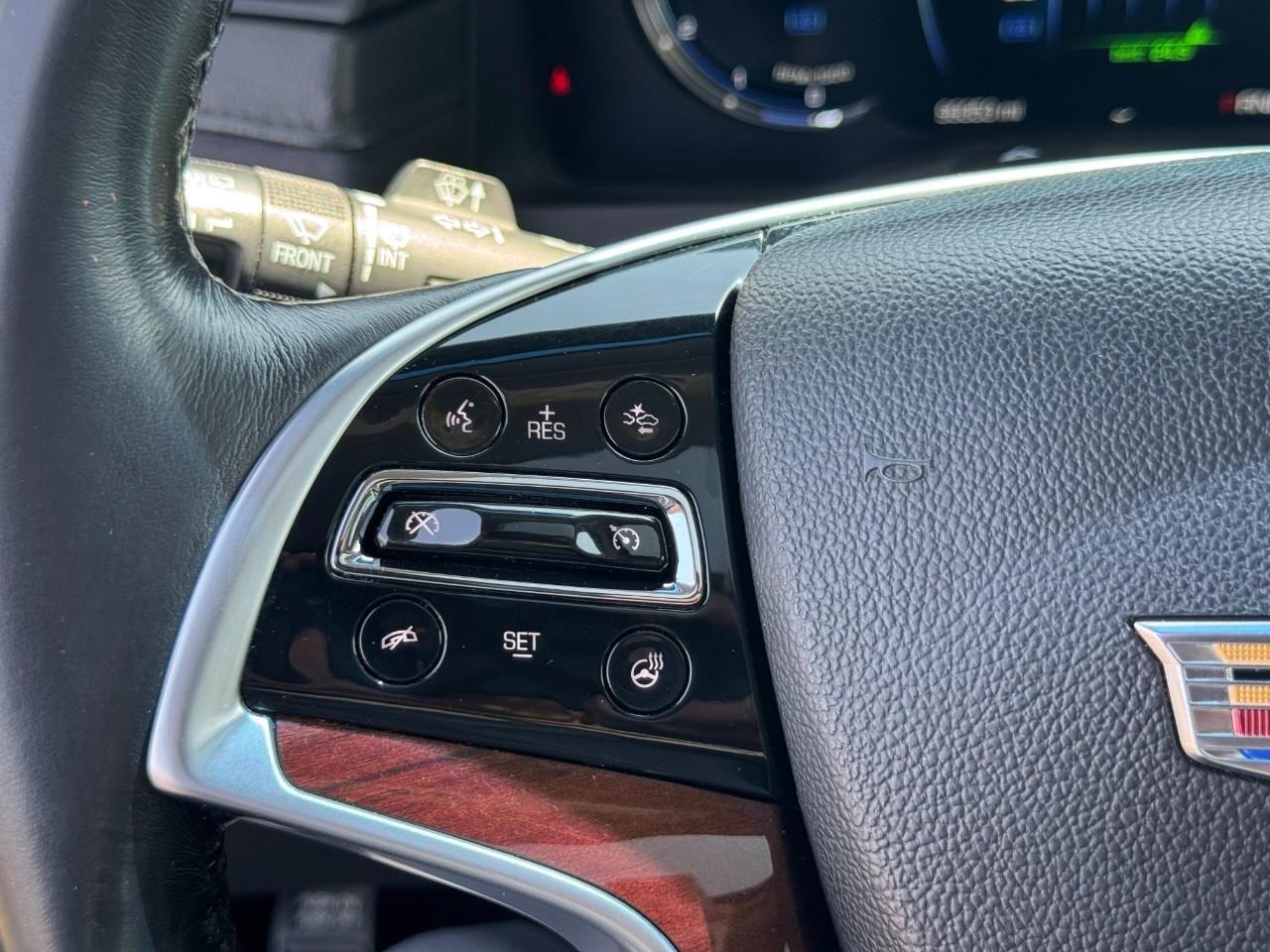 Used 2019 Cadillac Escalade ESV Luxury image 21
