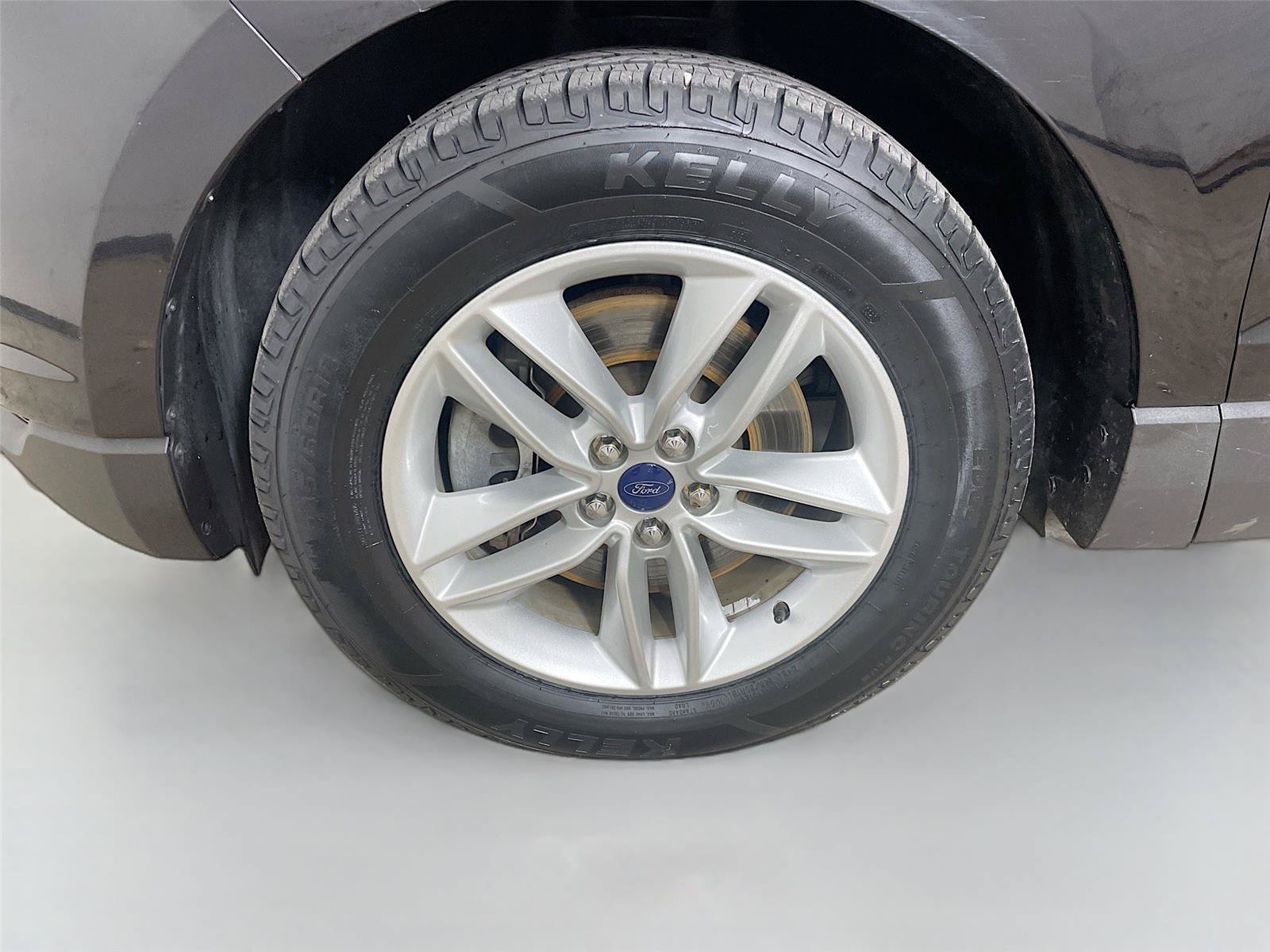 Used 2016 Ford Edge SEL w/ Class II Trailer Tow Package AWD/4WD image 27