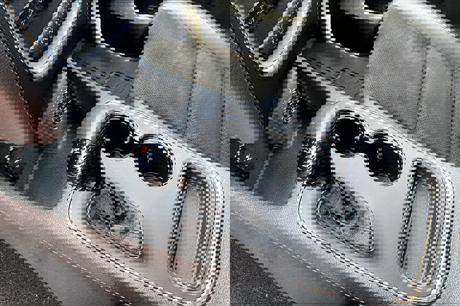 Used 2019 Dodge Durango GT image 16