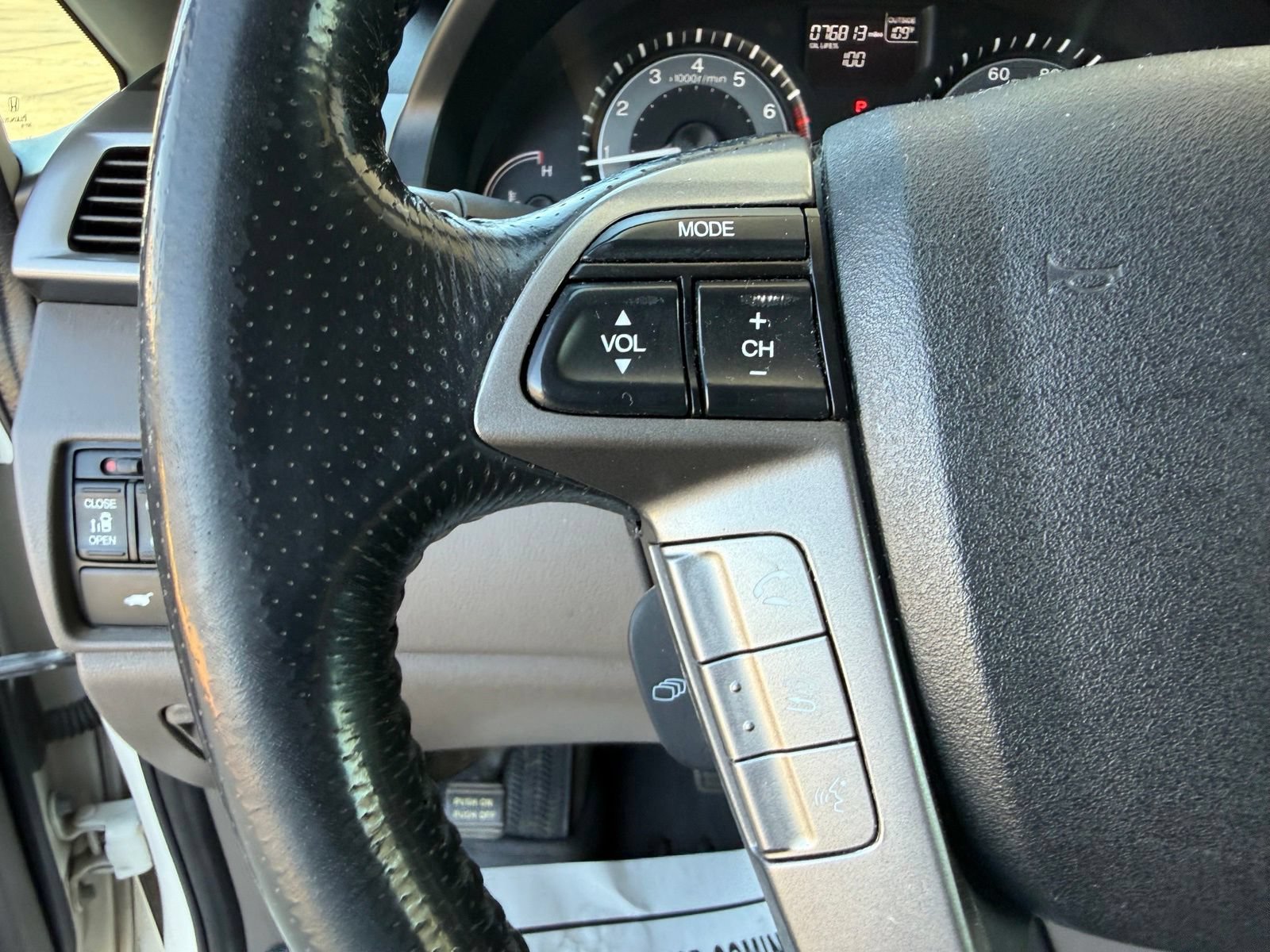 Used 2016 Honda Odyssey EX-L image 18