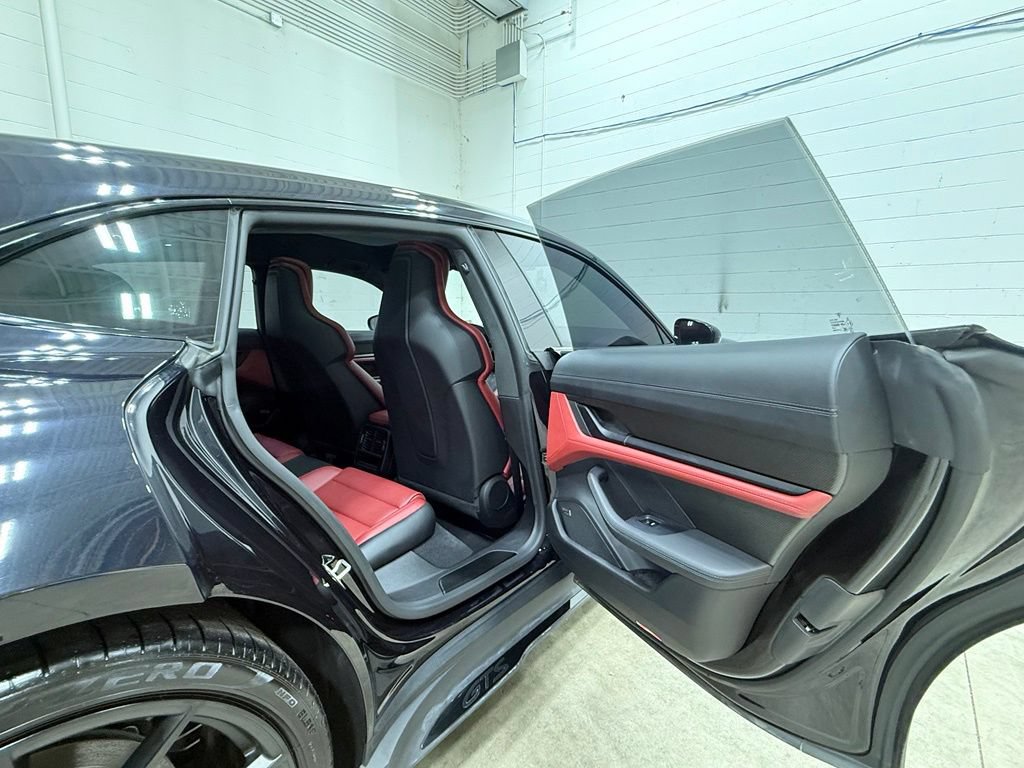 Used 2024 Porsche Taycan GTS AWD/4WD image 48