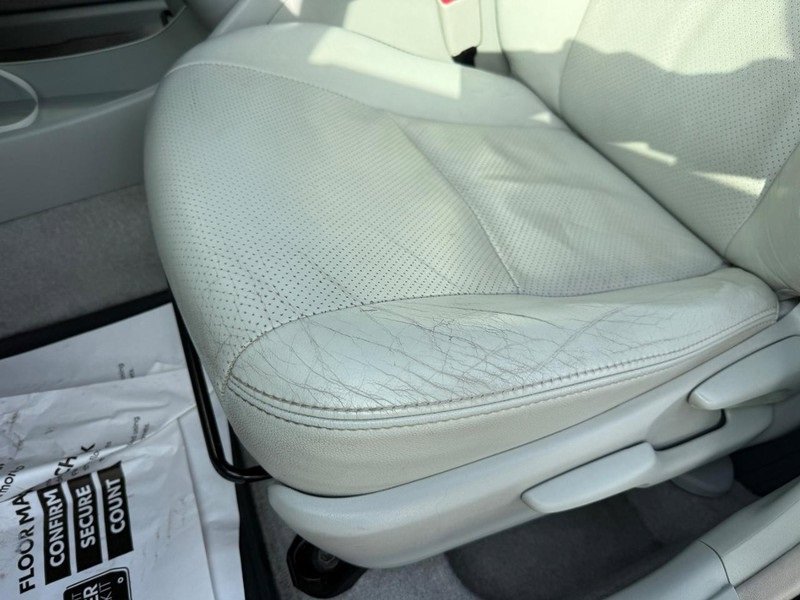 Used 2010 Toyota Prius One image 17