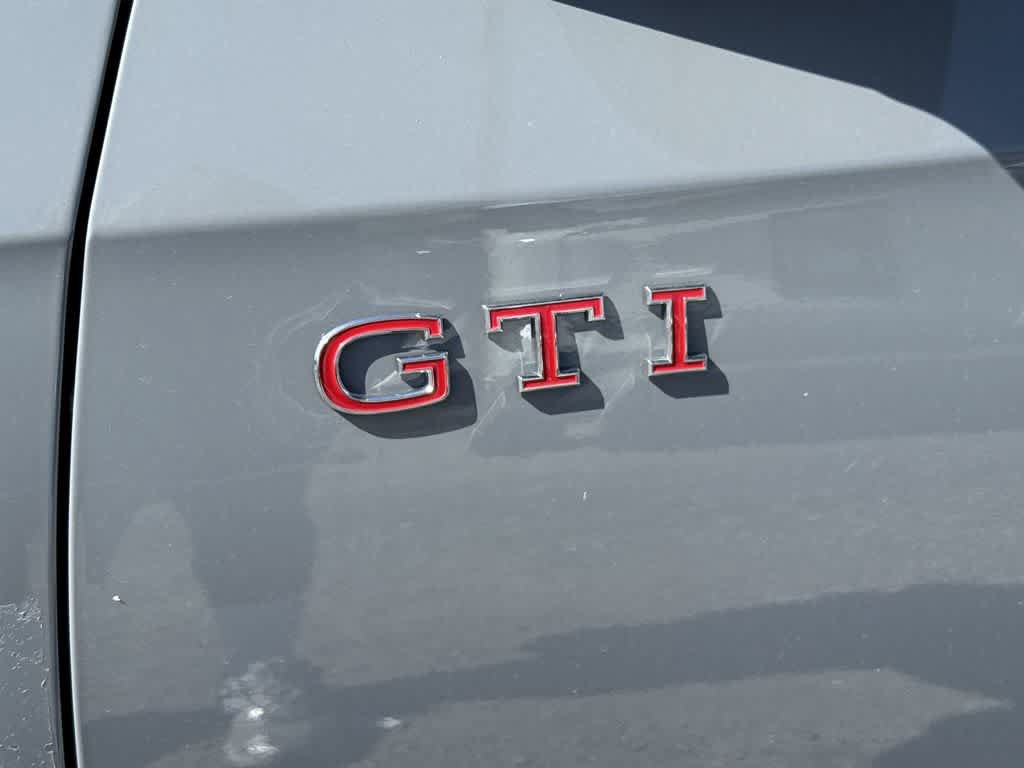 New 2026 Volkswagen GTI SE FWD image 11