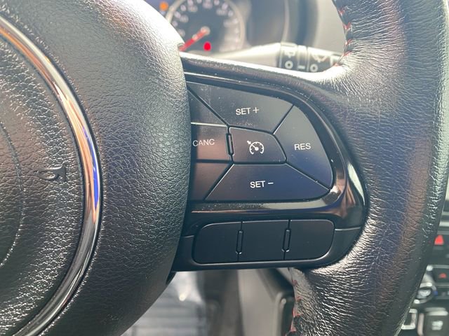 Used 2022 Jeep Renegade Trailhawk w/ Sun/Sound Group image 20