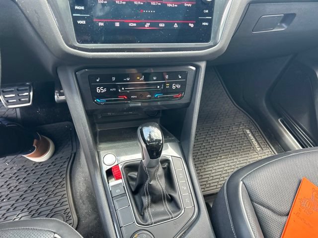 Used 2024 Volkswagen Tiguan SEL R-Line AWD/4WD image 10