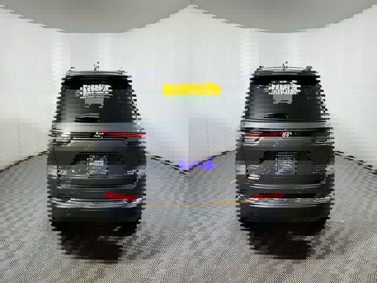 Used 2024 Jeep Grand Cherokee Limited image 13