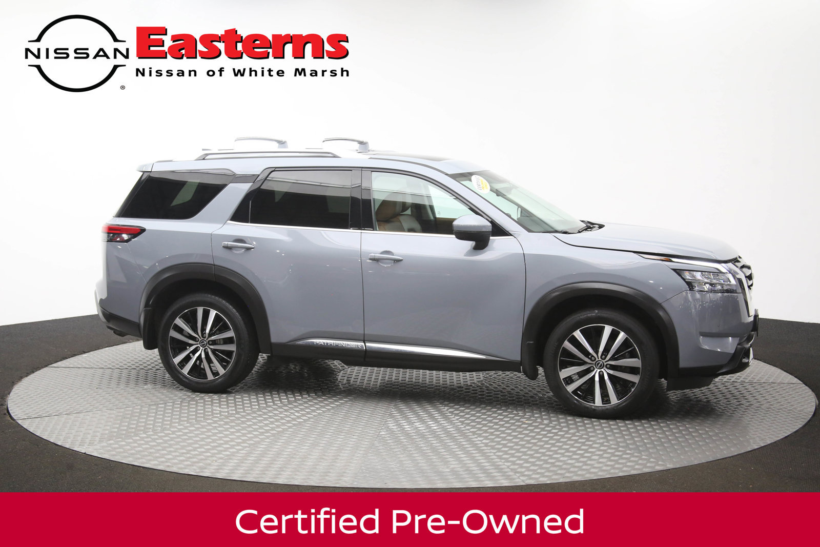 Used 2023 Nissan Pathfinder Platinum w/ Cargo Package AWD/4WD image 45