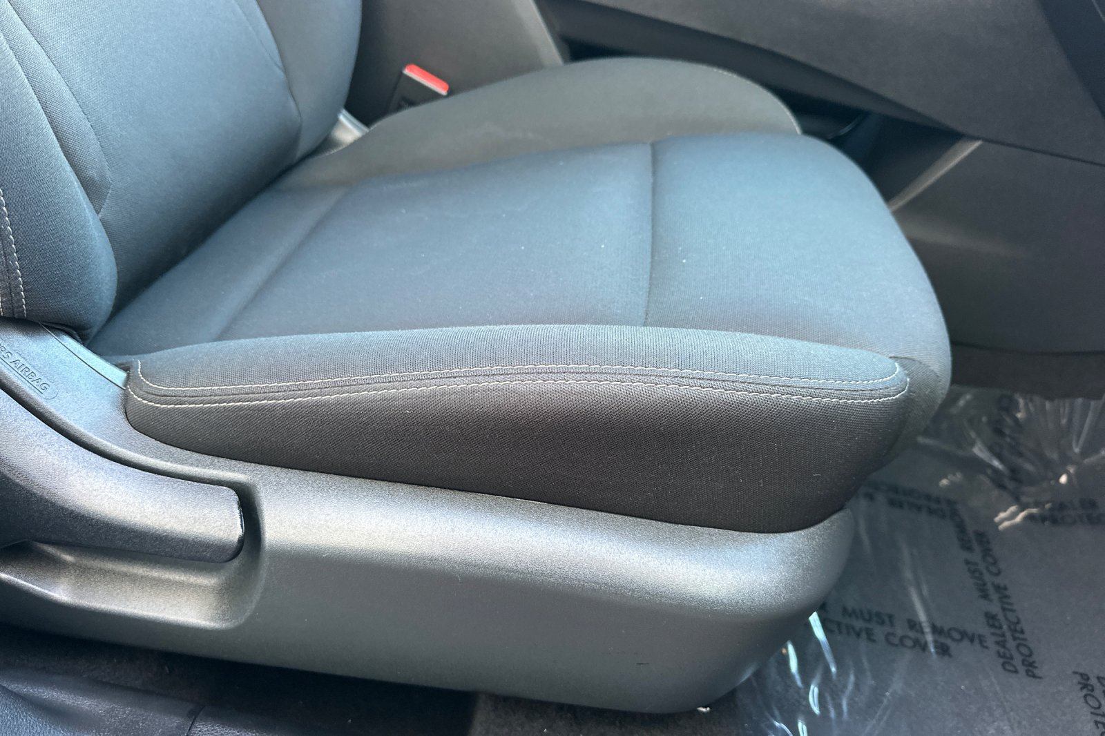 Used 2023 Nissan Rogue S FWD image 23