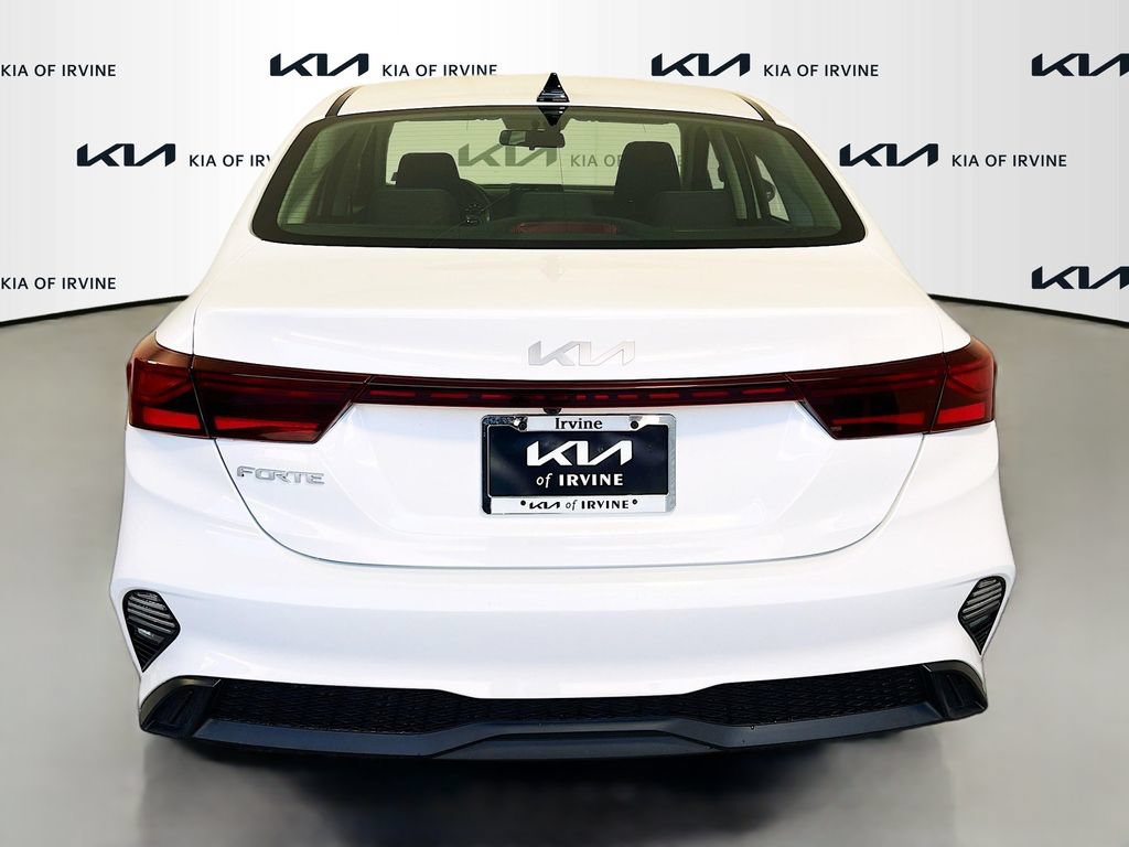 Certified 2024 Kia Forte LXS FWD image 7