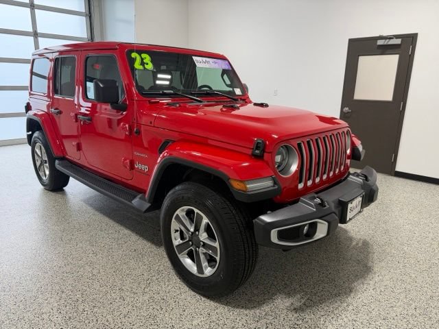 Used 2023 Jeep Wrangler Unlimited Sahara w/ LED Lighting Group AWD/4WD image 2